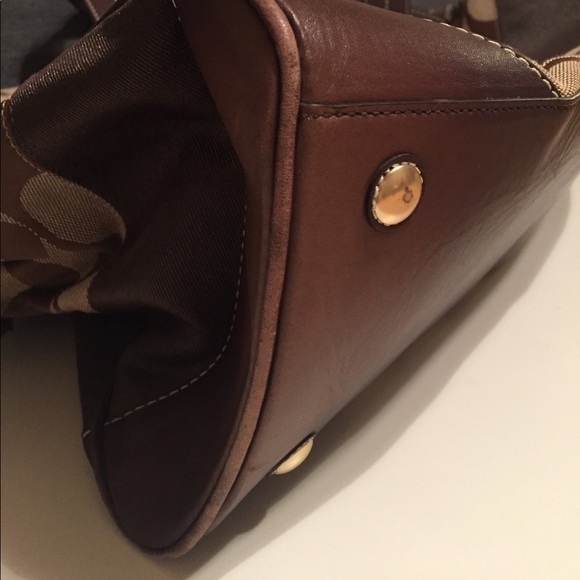 Coach Weekend Tote - Picture 4 of 7